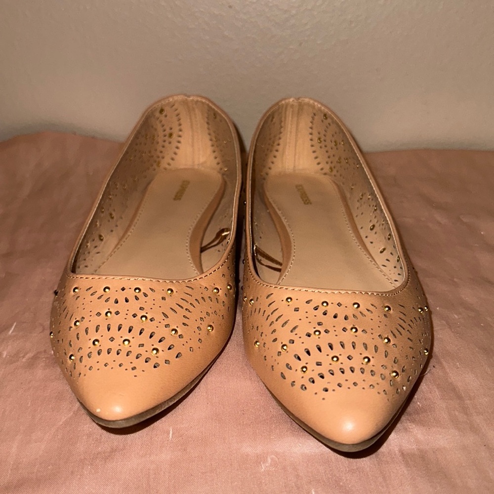 9 Express Flats